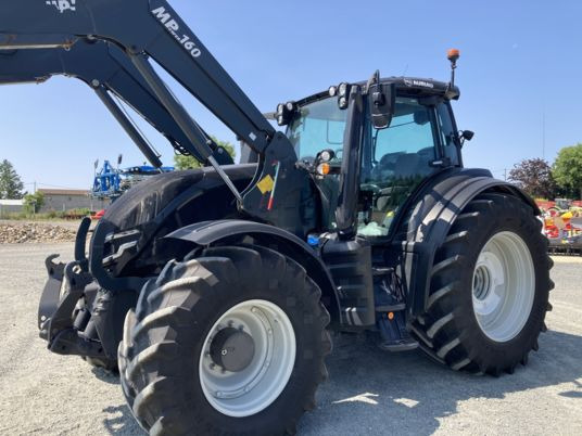 Valtra T215 DIRECT - Tracteur agricole: photos 1 Valtra T215 DIRECT - Tracteur agricole: photos 1