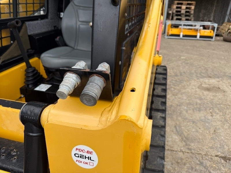 Chargeuse sur chenilles Gehl RT 105: photos 6 Chargeuse sur chenilles Gehl RT 105: photos 6