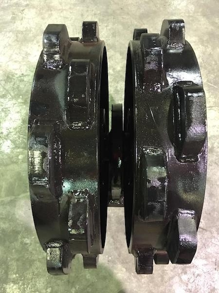 VH-BM Verdichtingswiel - Compactator - Compacteur à pieds de mouton/ Monocylindre: photos 3 VH-BM Verdichtingswiel - Compactator - Compacteur à pieds de mouton/ Monocylindre: photos 3