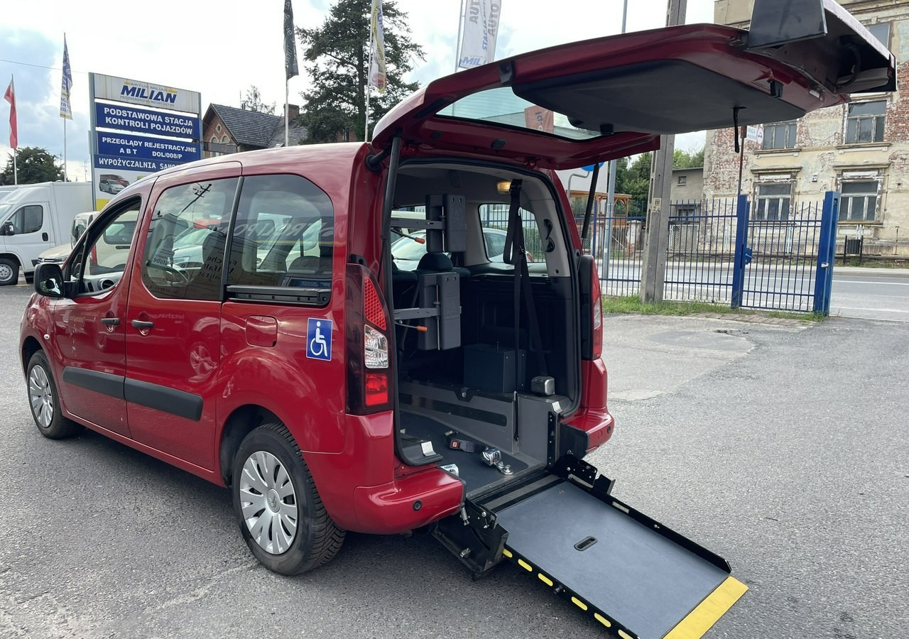 Citroen Berlingo II Berlingo 1.6 do przewozu Niepełnosprawnych inwalida rampa 2018 - Voiture: photos 2 Citroen Berlingo II Berlingo 1.6 do przewozu Niepełnosprawnych inwalida rampa 2018 - Voiture: photos 2