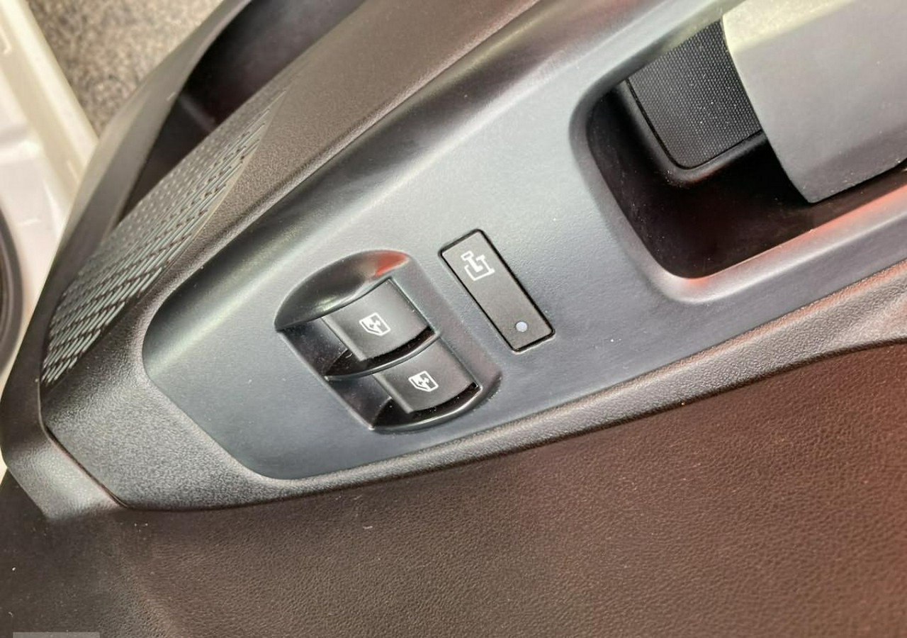Utilitaire frigorifique Fiat Doblo Fiat Doblo 1,6 jtd ECO Flex chłodnia do leków 2017: photos 15