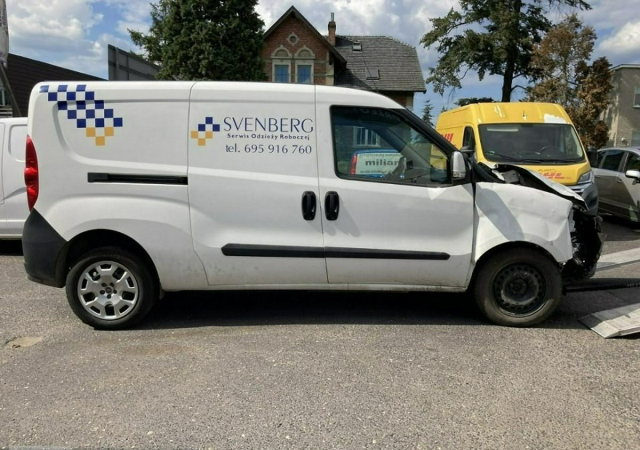 Fiat Doblo Fiat Doblo MAXI 1,6 jtd ECO Flex 105KM Klima 2021 Salon PL - Fourgon utilitaire: photos 3 Fiat Doblo Fiat Doblo MAXI 1,6 jtd ECO Flex 105KM Klima 2021 Salon PL - Fourgon utilitaire: photos 3