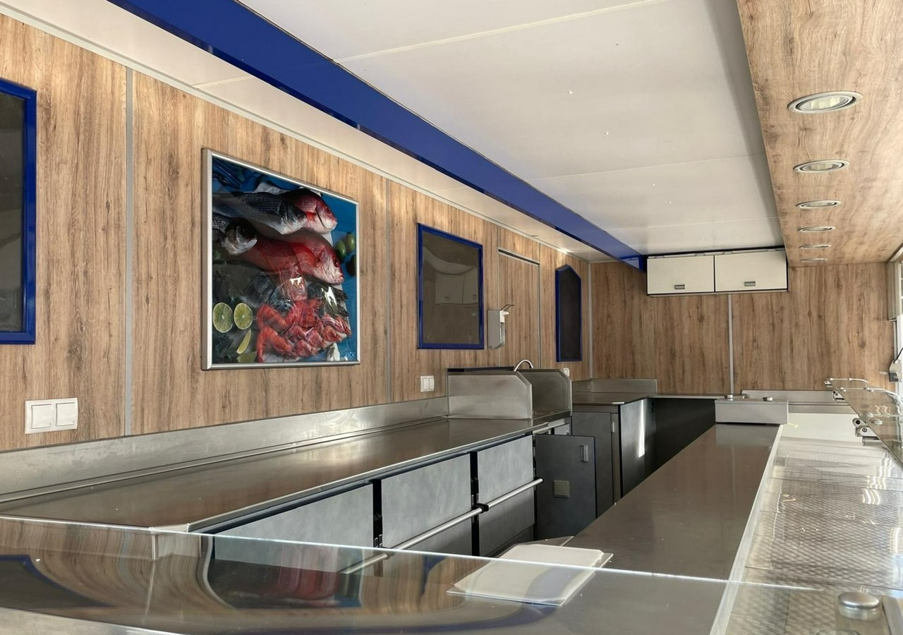 Fiat Ducato Autosklep wędlin Gastronomiczna food truck foodtruck sklep Borco 201 - Camion magasin: photos 3 Fiat Ducato Autosklep wędlin Gastronomiczna food truck foodtruck sklep Borco 201 - Camion magasin: photos 3