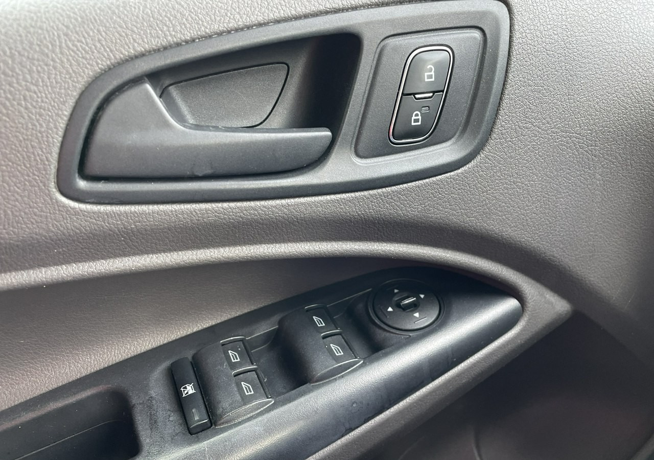 Voiture Ford Tourneo Connect II Connect dla Niepełnosprawnych rampa inwalida Model 2021 PFRON: photos 15