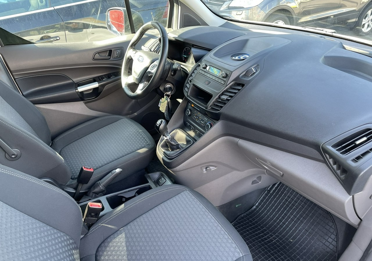 Ford Tourneo Connect II Connect dla niepełnosprawnych Rampa Inwalida PFRON Model 2021 - Voiture: photos 5 Ford Tourneo Connect II Connect dla niepełnosprawnych Rampa Inwalida PFRON Model 2021 - Voiture: photos 5