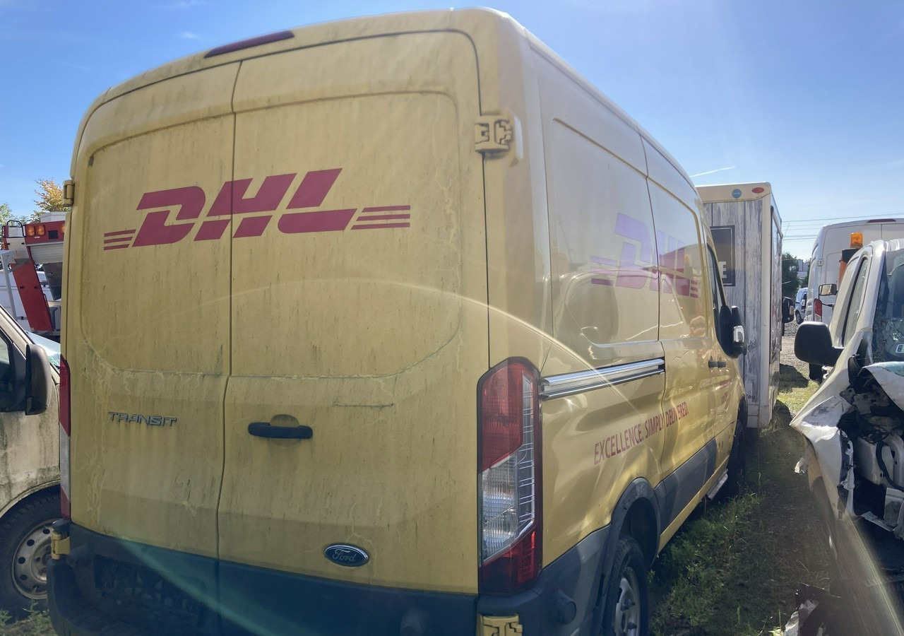 Ford Transit Transit 2.2 Klima 2016 - Fourgon utilitaire: photos 4 Ford Transit Transit 2.2 Klima 2016 - Fourgon utilitaire: photos 4