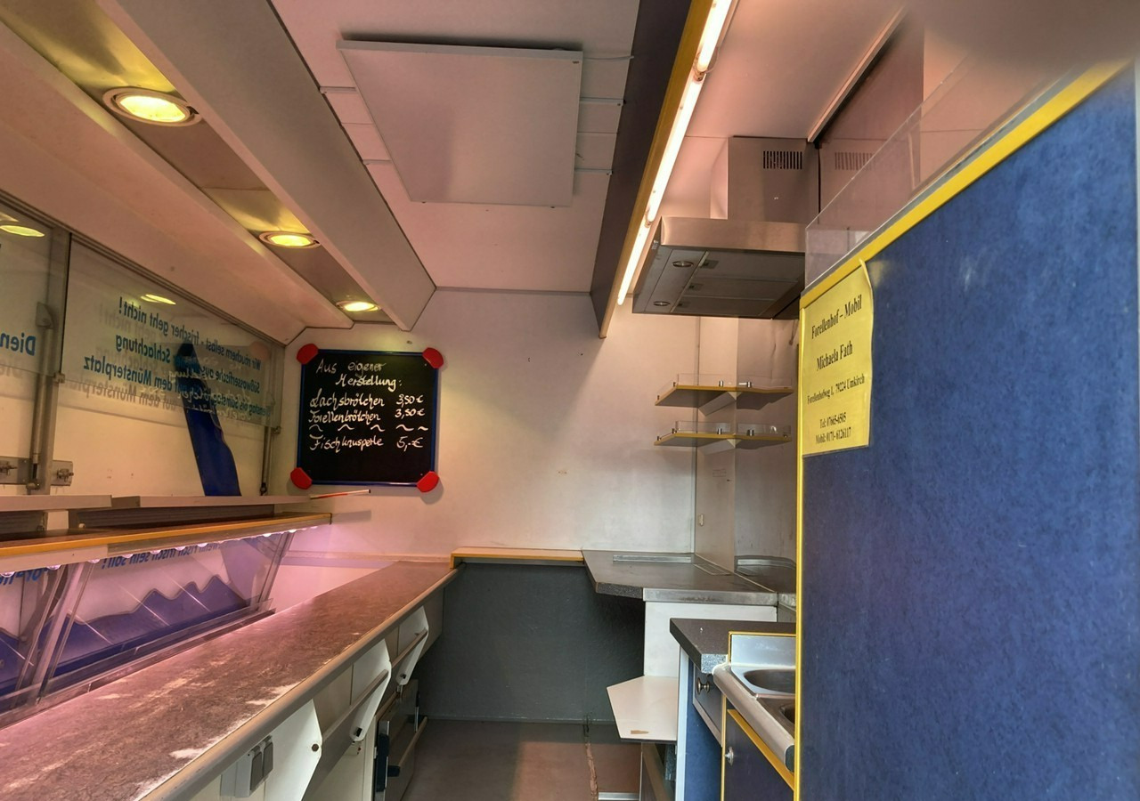 Inna Inny Autosklep wędlin Gastronomiczna food truck foodtruck sklep Klima199 - Remorque magasin: photos 2 Inna Inny Autosklep wędlin Gastronomiczna food truck foodtruck sklep Klima199 - Remorque magasin: photos 2
