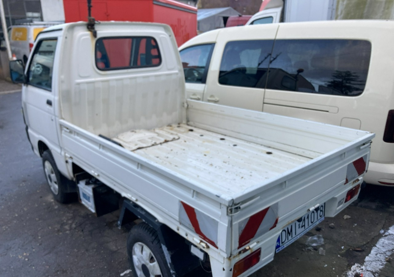 Inna Inny PFAU Piaggio Porter 4X4 Skrzynia odśnieżarka Pług 5655km 2012 - Utilitaire plateau: photos 3 Inna Inny PFAU Piaggio Porter 4X4 Skrzynia odśnieżarka Pług 5655km 2012 - Utilitaire plateau: photos 3