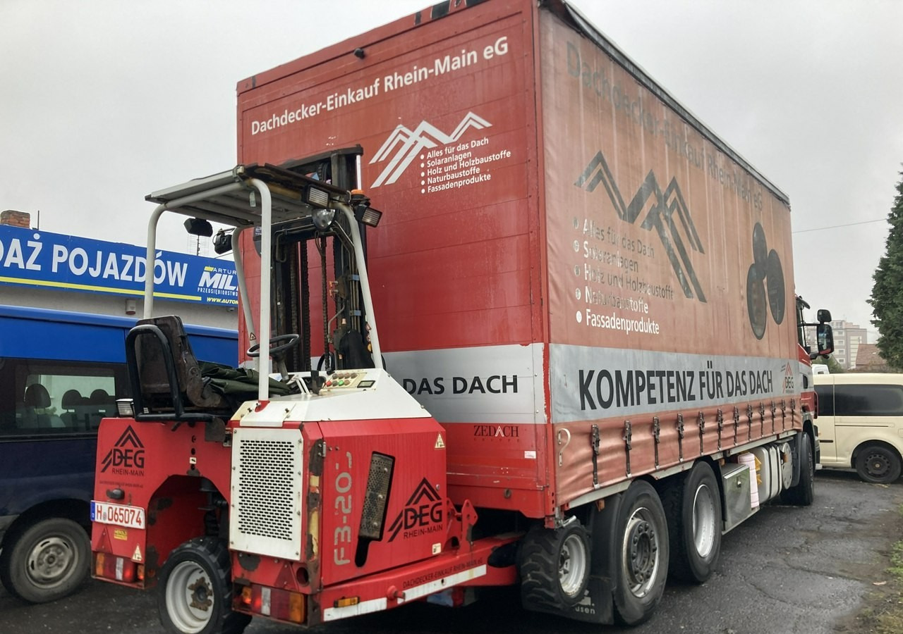 Inna Inny Scania G320 Wózek PALFINGER Firanka Plandeka plandeka Moffett 2012 - Utilitaire rideaux coulissants (PLSC): photos 3 Inna Inny Scania G320 Wózek PALFINGER Firanka Plandeka plandeka Moffett 2012 - Utilitaire rideaux coulissants (PLSC): photos 3