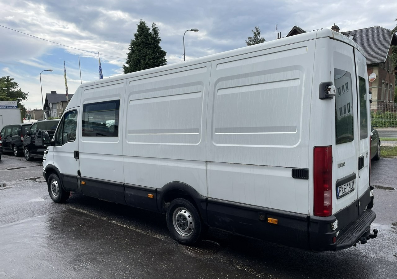 Iveco Iveco Daily 35S14 Maxi Brygadówka dokka doka 7-osobowy - Utilitaire double cabine: photos 4 Iveco Iveco Daily 35S14 Maxi Brygadówka dokka doka 7-osobowy - Utilitaire double cabine: photos 4