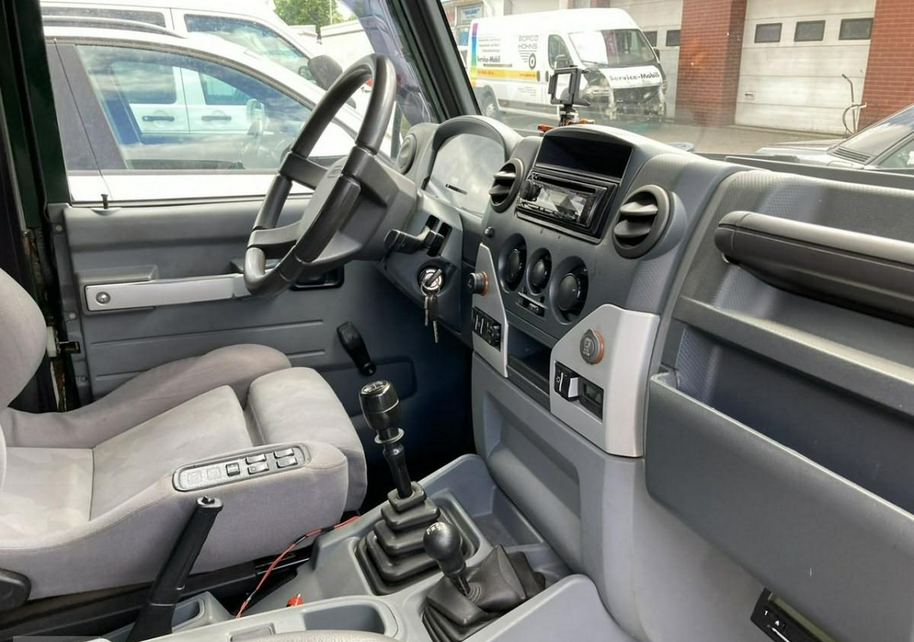 Iveco Massif Iveco 3.0 HPI 4X4 Klima Massif Santana Ciężarowy 2009 - Fourgon utilitaire: photos 5 Iveco Massif Iveco 3.0 HPI 4X4 Klima Massif Santana Ciężarowy 2009 - Fourgon utilitaire: photos 5