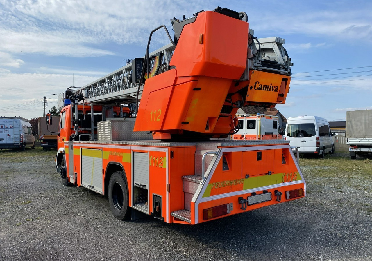 MAN Inny MAN MAN 15,264 Straż pożarna drabina Strażacka zwyżka 30metrów 1999 - Camion de pompier: photos 4 MAN Inny MAN MAN 15,264 Straż pożarna drabina Strażacka zwyżka 30metrów 1999 - Camion de pompier: photos 4