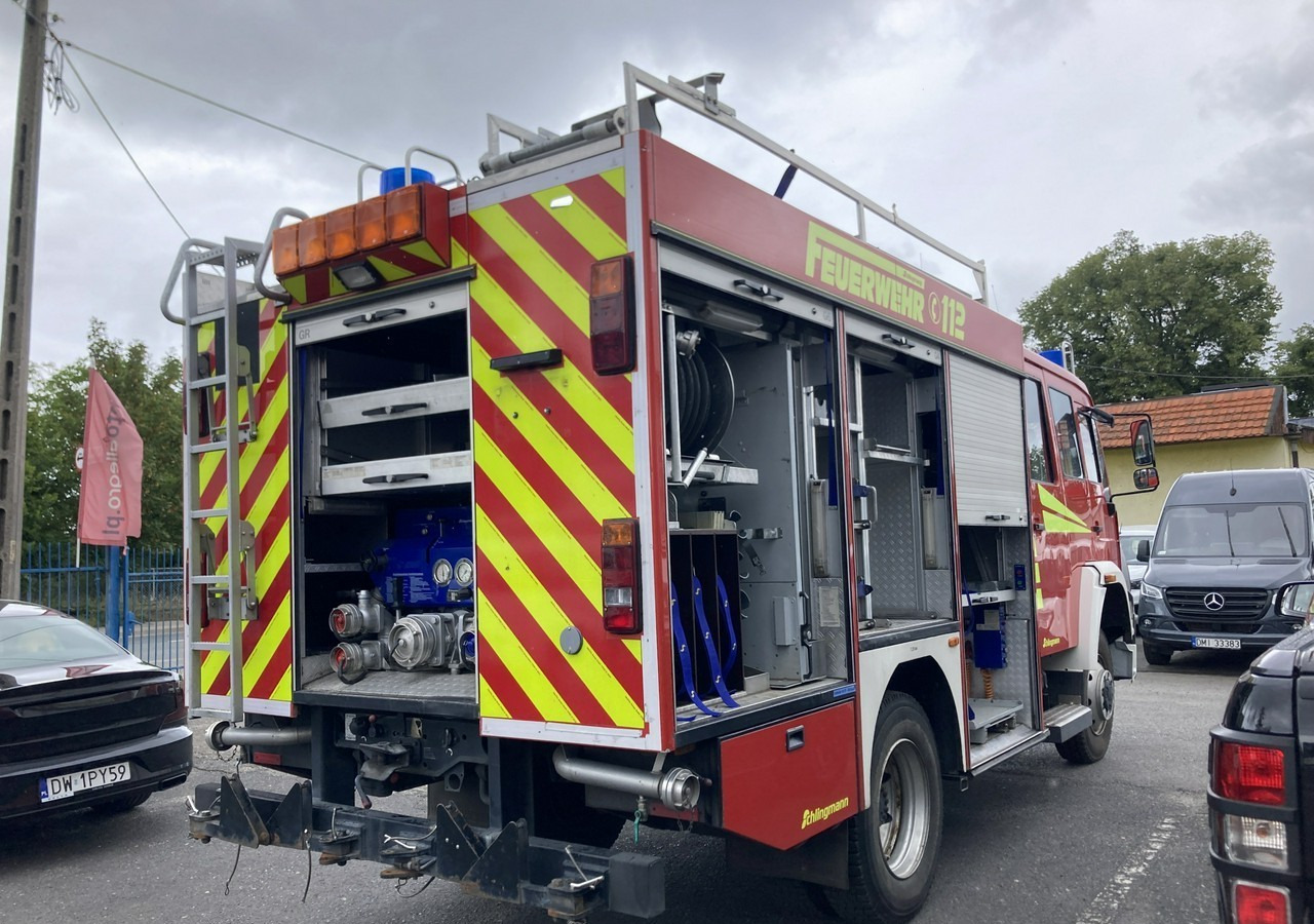 MAN MAN 15,250 Straż pożarna gaśnicza 9-oso 4X4 Wóz strażacki 2003 MAN 15,250 Straż pożarna gaśnicza 9-osobowa 4X4 Wóz strażacki 2003 - Camion de pompier: photos 3 MAN MAN 15,250 Straż pożarna gaśnicza 9-oso 4X4 Wóz strażacki 2003 MAN 15,250 Straż pożarna gaśnicza 9-osobowa 4X4 Wóz strażacki 2003 - Camion de pompier: photos 3