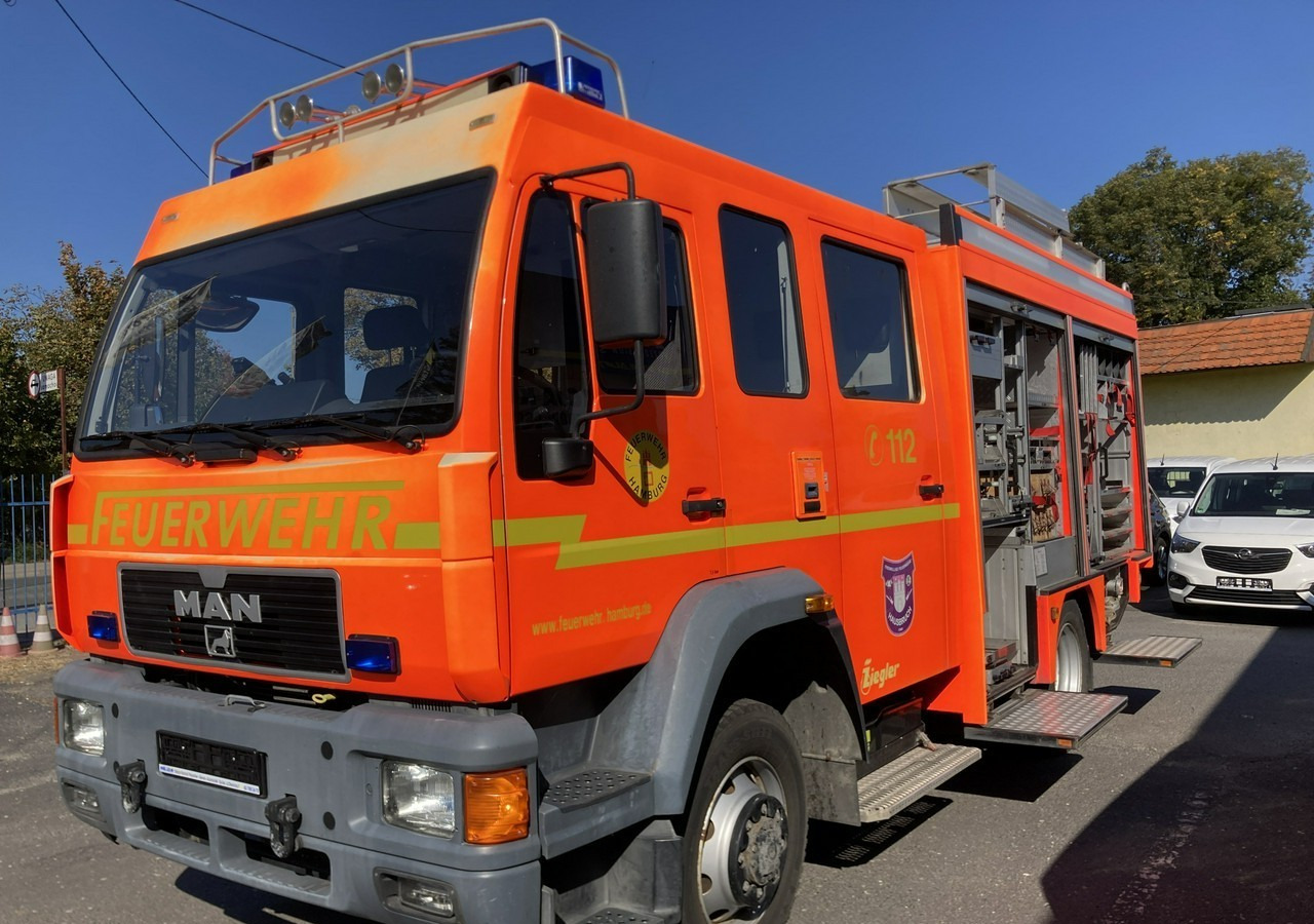 MAN MAN 15,250 Straż pożarna gaśnicza 9-osobowa 4X4 Wóz strażacki MAN 15,250 Straż pożarna gaśnicza 9-osobowa 4X4 Wóz strażacki en leasing occasion MAN MAN 15,250 Straż pożarna gaśnicza 9-osobowa 4X4 Wóz strażacki MAN 15,250 Straż pożarna gaśnicza 9-osobowa 4X4 Wóz strażacki: photos 11