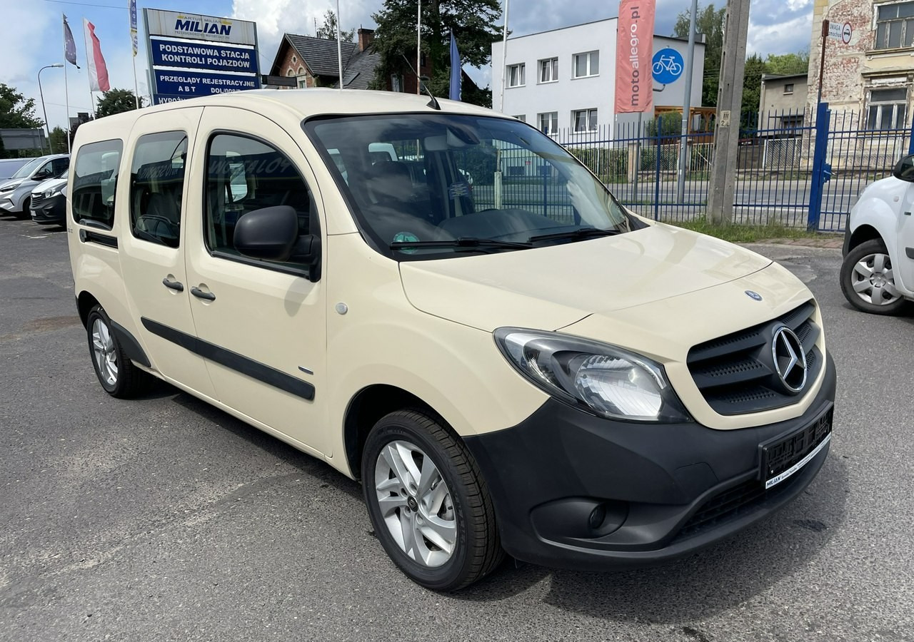 Mercedes-Benz Citan Citan Tourer Mercedes Citan 7-osob przewozu Niepełnosprawnych inwalida - Voiture: photos 1 Mercedes-Benz Citan Citan Tourer Mercedes Citan 7-osob przewozu Niepełnosprawnych inwalida - Voiture: photos 1