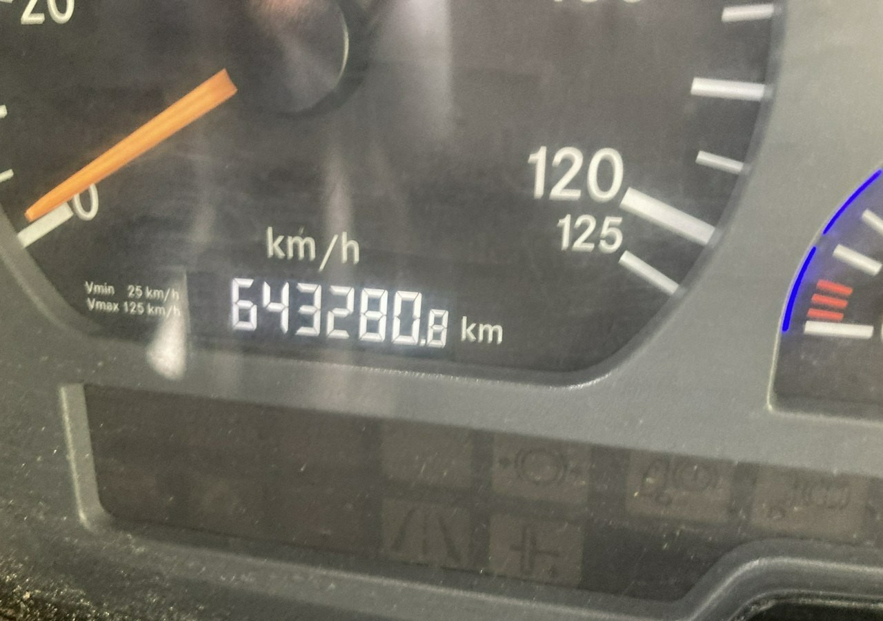 Mercedes-Benz Inny Mercedes-Benz Mercedes Axor 2543 Hakowiec bramowiec MEILLER-KIPPER Model 2009 en leasing occasion Mercedes-Benz Inny Mercedes-Benz Mercedes Axor 2543 Hakowiec bramowiec MEILLER-KIPPER Model 2009: photos 8