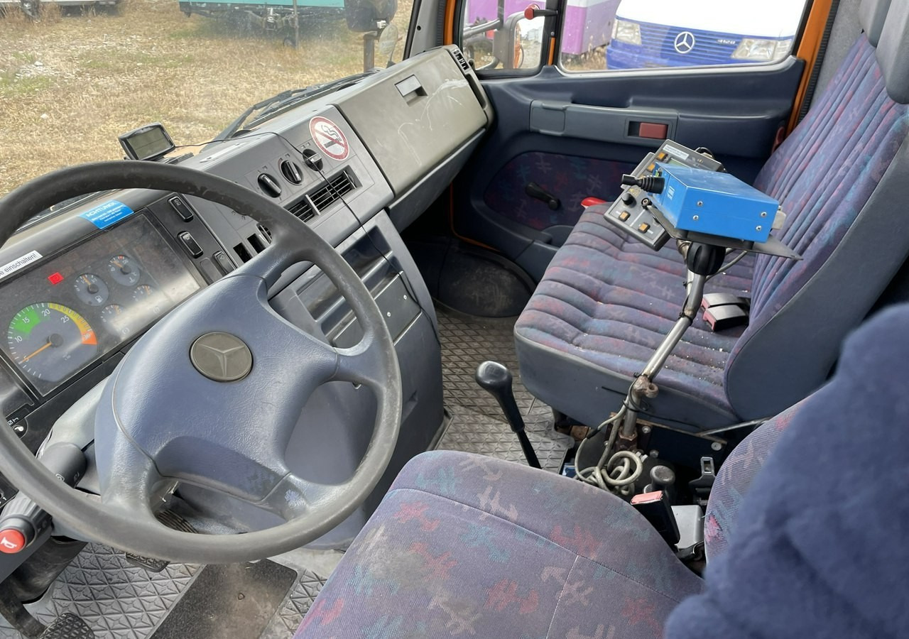 Engin de déneigement Mercedes-Benz Inny Mercedes-Benz Mercedes Vario 815 Wywrotka 4X4 2004: photos 14