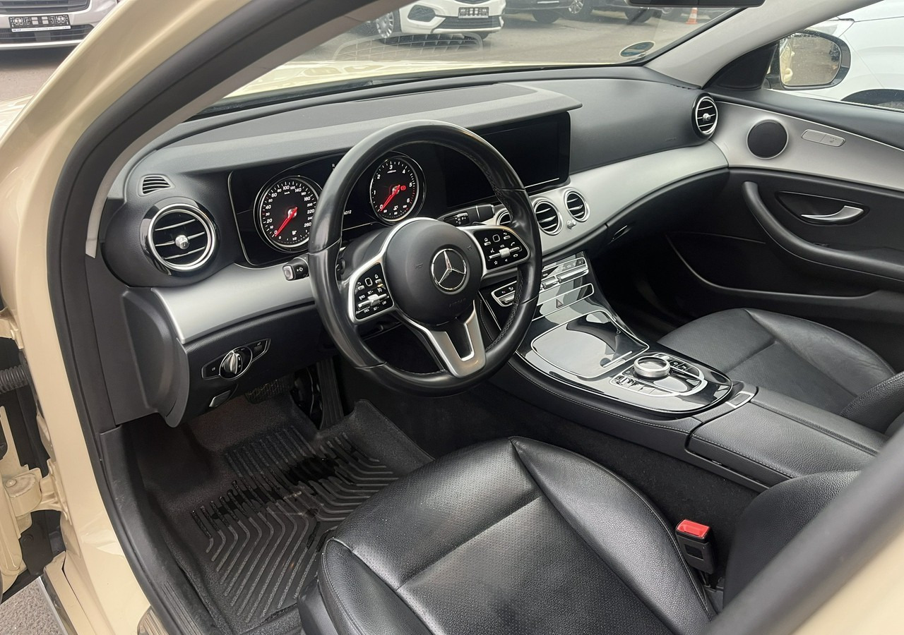 Voiture Mercedes-Benz Klasa E E220d T 9G-tronic 197KM Navi FullLed Kamera Asystent Model 2020 FV 2: photos 7