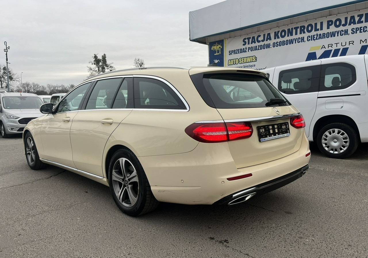 Mercedes-Benz Klasa E E220d T 9G-tronic 197KM Navi FullLed Kamera Asystent Model 2020 FV 2 - Voiture: photos 2 Mercedes-Benz Klasa E E220d T 9G-tronic 197KM Navi FullLed Kamera Asystent Model 2020 FV 2 - Voiture: photos 2