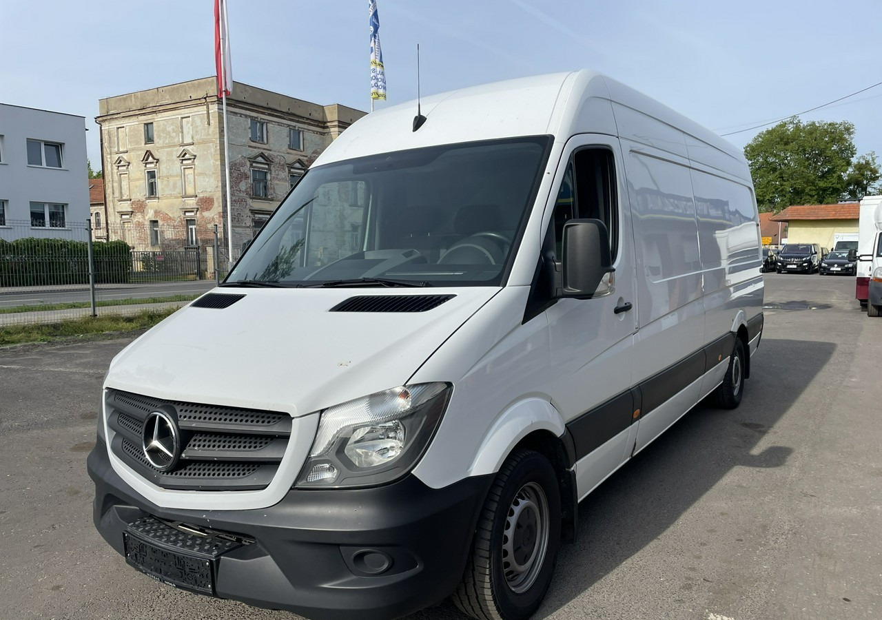 Mercedes-Benz Sprinter Sprinter 314 Maxi Model 2017 - Fourgon utilitaire: photos 1 Mercedes-Benz Sprinter Sprinter 314 Maxi Model 2017 - Fourgon utilitaire: photos 1