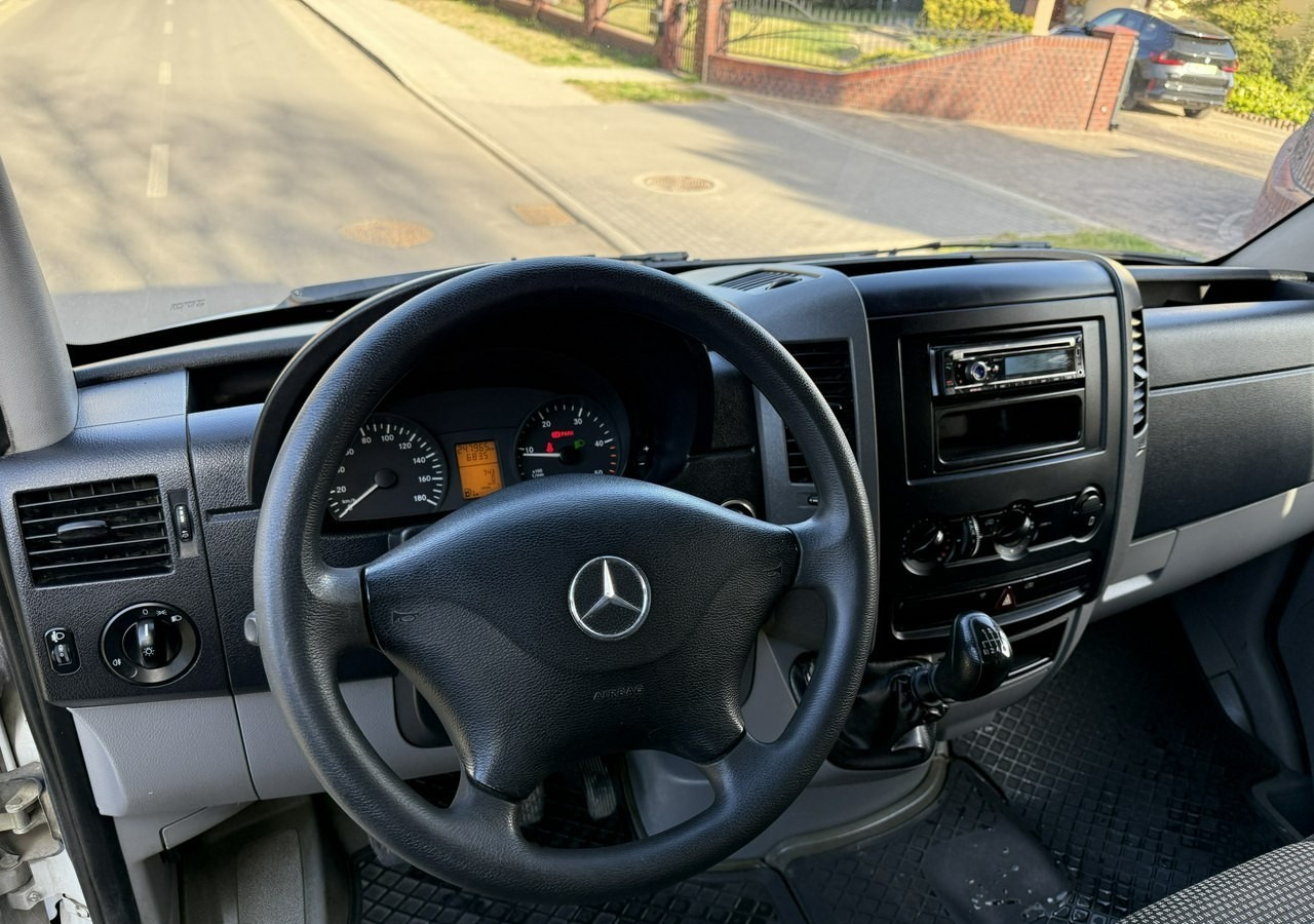 Mercedes-Benz Sprinter Sprinter 315 CDI dokka doka Brygadówka skrzynia 2007 - Utilitaire plateau, Utilitaire double cabine: photos 4 Mercedes-Benz Sprinter Sprinter 315 CDI dokka doka Brygadówka skrzynia 2007 - Utilitaire plateau, Utilitaire double cabine: photos 4