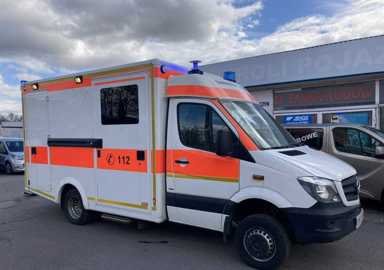 Mercedes-Benz Sprinter Sprinter 519 Karetka 4X4 Ambulans MODEL 2017 - Ambulance: photos 4 Mercedes-Benz Sprinter Sprinter 519 Karetka 4X4 Ambulans MODEL 2017 - Ambulance: photos 4