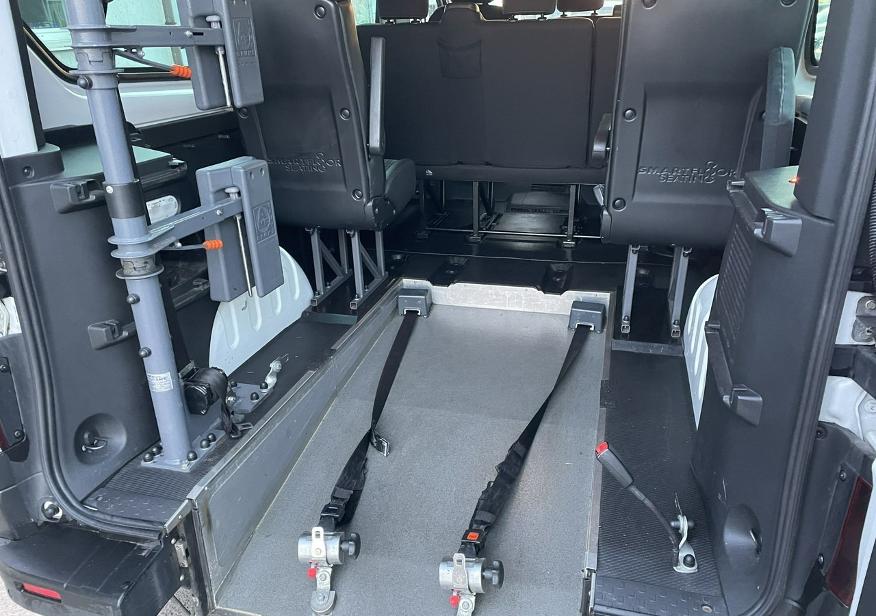 Opel Vivaro Opel Vivaro dla Niepełnosprawnych inwalida Rampa Model 2019 - Voiture: photos 4 Opel Vivaro Opel Vivaro dla Niepełnosprawnych inwalida Rampa Model 2019 - Voiture: photos 4