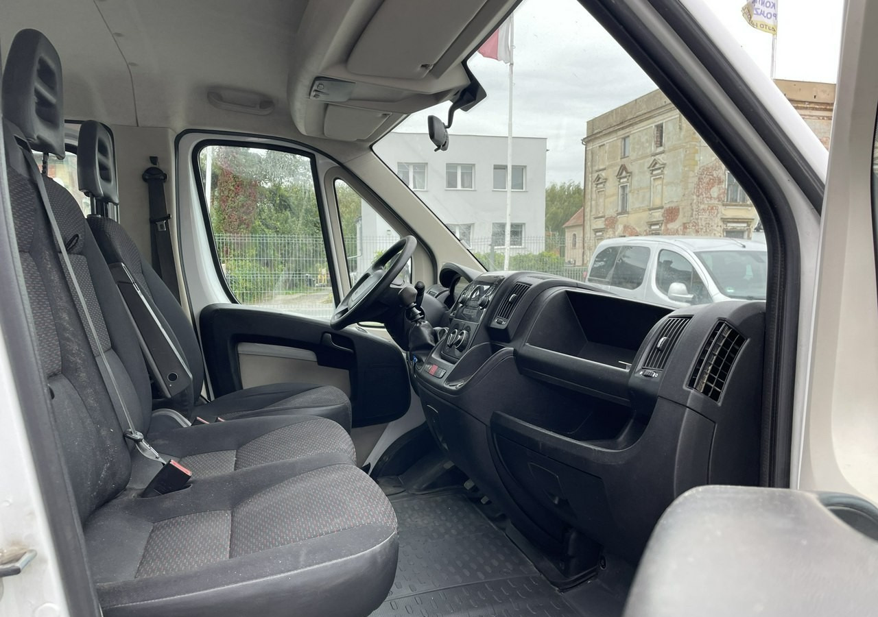 Peugeot Boxer Peugeot Boxer 2.0-130KM klima dokka Brygadówka doka 122tkm 2018 - Utilitaire plateau, Utilitaire double cabine: photos 4 Peugeot Boxer Peugeot Boxer 2.0-130KM klima dokka Brygadówka doka 122tkm 2018 - Utilitaire plateau, Utilitaire double cabine: photos 4