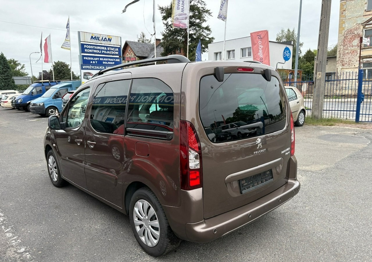 Peugeot Partner II Peugeot Partner Tepee 100 Family Model 2013 - Voiture break: photos 5 Peugeot Partner II Peugeot Partner Tepee 100 Family Model 2013 - Voiture break: photos 5