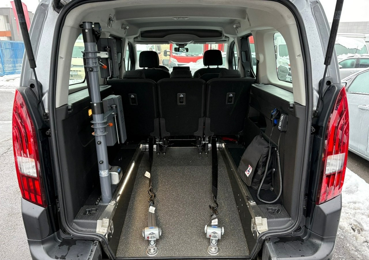 Peugeot Rifter Rifter Long 1,5HDI Automat dla Niepełnosprawnych Inwalida Rampa PFRO - Voiture break: photos 5 Peugeot Rifter Rifter Long 1,5HDI Automat dla Niepełnosprawnych Inwalida Rampa PFRO - Voiture break: photos 5