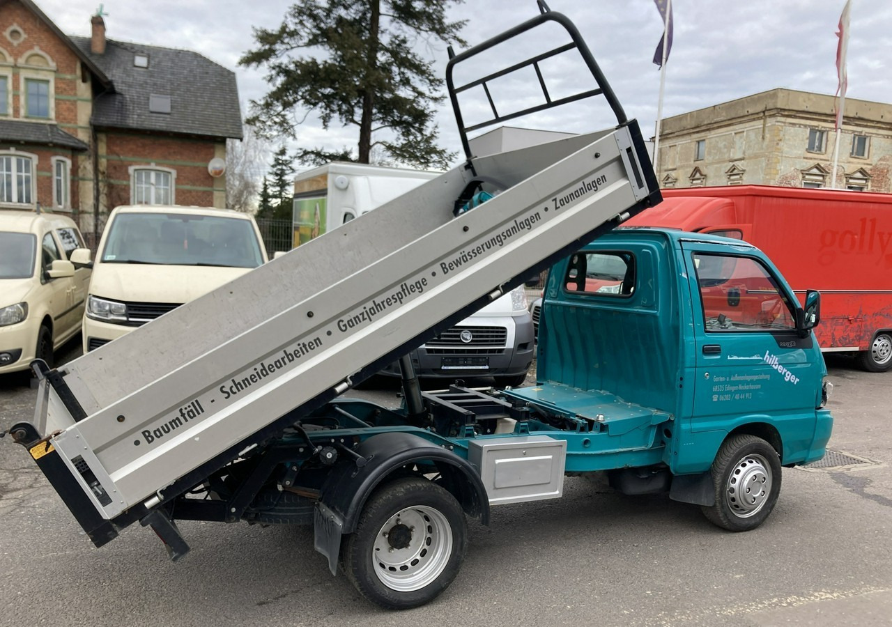 Piaggio Piaggio porter Maxi Wywrotka bliżniacze koła 2017 - Utilitaire benne: photos 1 Piaggio Piaggio porter Maxi Wywrotka bliżniacze koła 2017 - Utilitaire benne: photos 1