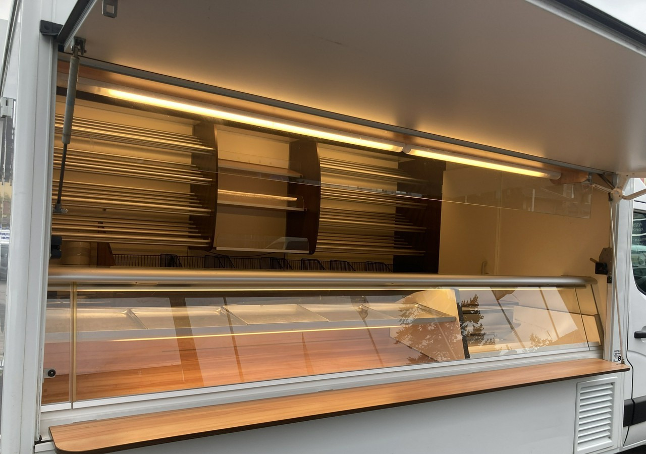 Camion magasin Renault Master Autosklep pie sklep Bar Gastronomiczny Food Truck Foodtruck Borco 20: photos 19 Camion magasin Renault Master Autosklep pie sklep Bar Gastronomiczny Food Truck Foodtruck Borco 20: photos 19