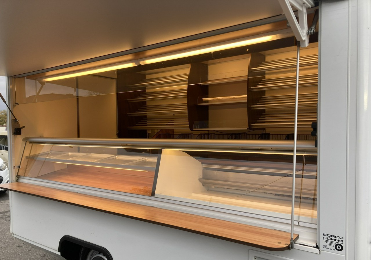 Camion magasin Renault Master Autosklep pie sklep Bar Gastronomiczny Food Truck Foodtruck Borco 20: photos 20 Camion magasin Renault Master Autosklep pie sklep Bar Gastronomiczny Food Truck Foodtruck Borco 20: photos 20