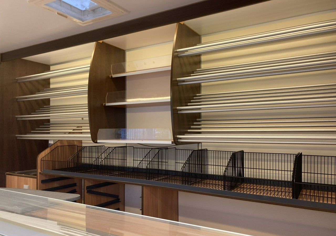 Camion magasin Renault Master Autosklep pie sklep Bar Gastronomiczny Food Truck Foodtruck Borco 20: photos 8 Camion magasin Renault Master Autosklep pie sklep Bar Gastronomiczny Food Truck Foodtruck Borco 20: photos 8