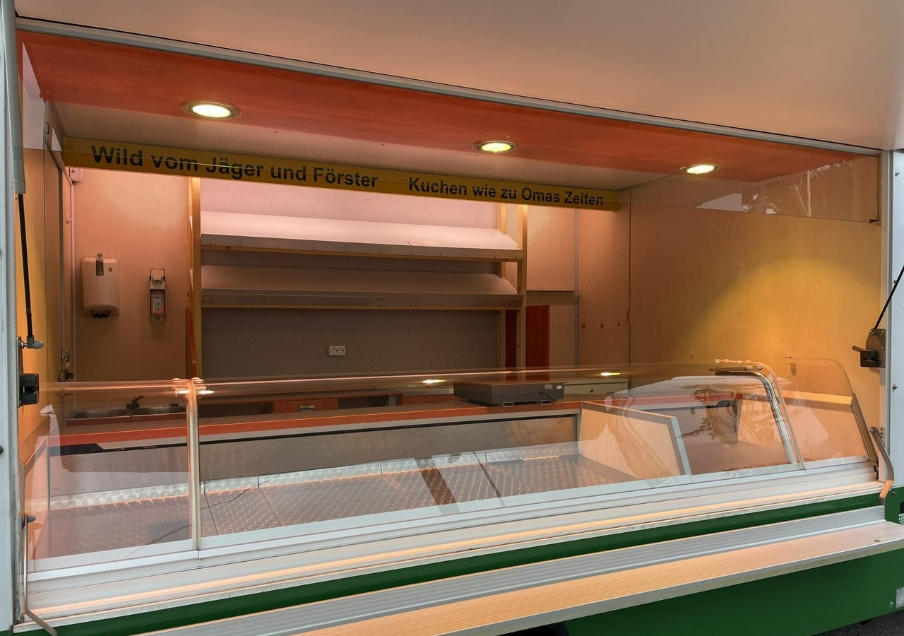 Renault Master Autosklep wędlin Gastronomiczny Food Truck Foodtruck Sklep Borco 200 - Camion magasin: photos 3 Renault Master Autosklep wędlin Gastronomiczny Food Truck Foodtruck Sklep Borco 200 - Camion magasin: photos 3