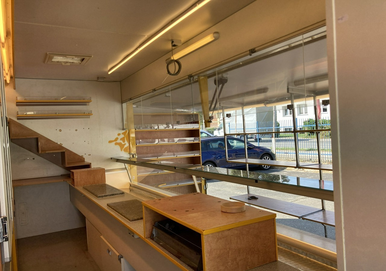 Camion magasin Renault Master Autosklep wędlin sklep bar Gastronomiczny Food Truck Foodtruck Borco: photos 10