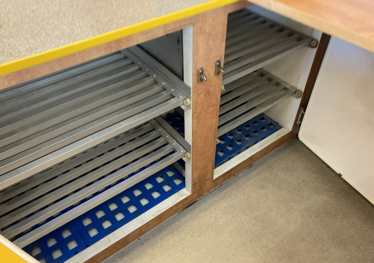 Camion magasin Renault Master Autosklep wędlin sklep bar Gastronomiczny Food Truck Foodtruck Borco: photos 16