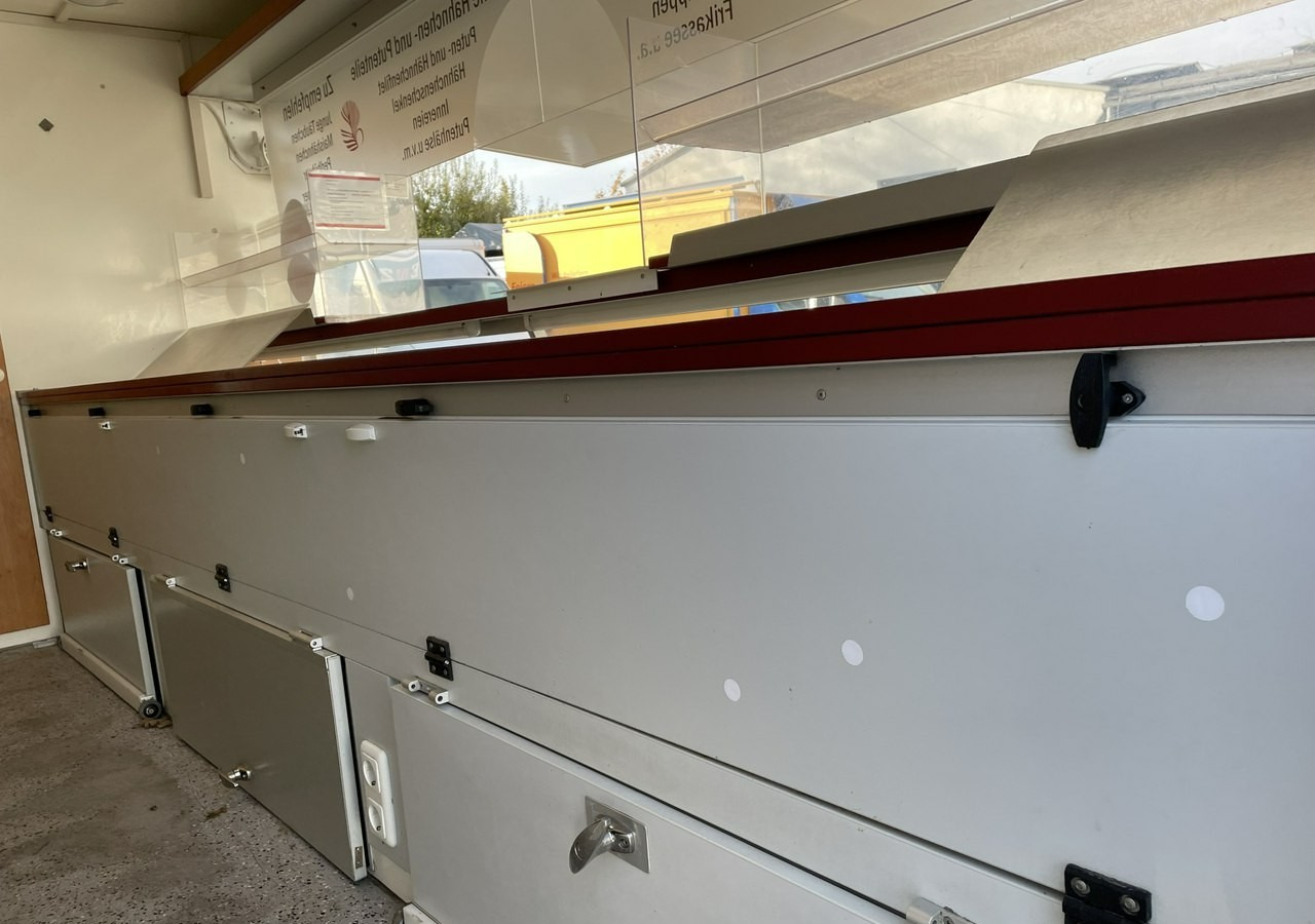 Renault Master Master Autosklep Gastronomiczny Food Truck Foodtruck Sklep bar 2009 - Camion magasin: photos 5 Renault Master Master Autosklep Gastronomiczny Food Truck Foodtruck Sklep bar 2009 - Camion magasin: photos 5