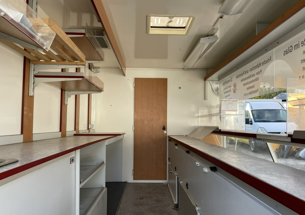 Renault Master Master Autosklep Gastronomiczny Food Truck Foodtruck Sklep bar 2009 - Camion magasin: photos 2 Renault Master Master Autosklep Gastronomiczny Food Truck Foodtruck Sklep bar 2009 - Camion magasin: photos 2