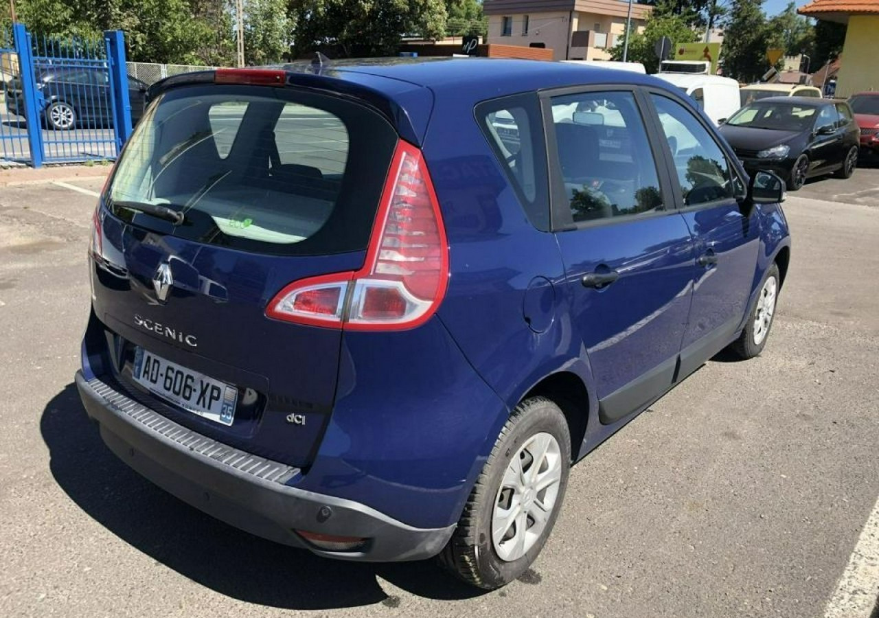 Renault Scenic II 1,5dci Expression KLIMA 98800km 2009 - Voiture: photos 3 Renault Scenic II 1,5dci Expression KLIMA 98800km 2009 - Voiture: photos 3