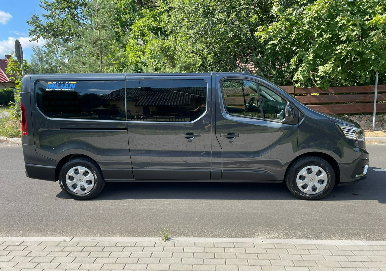 Renault Trafic III 2.0dci 150KM 9-osobowy do przewozu niepełnosprawnych RAMPA 2022 PFRO - Voiture: photos 2 Renault Trafic III 2.0dci 150KM 9-osobowy do przewozu niepełnosprawnych RAMPA 2022 PFRO - Voiture: photos 2