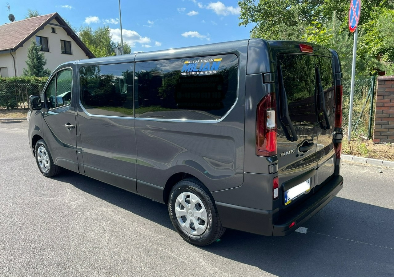 Renault Trafic III 2.0dci 150KM 9-osobowy do przewozu niepełnosprawnych RAMPA 2022 PFRO - Voiture: photos 4 Renault Trafic III 2.0dci 150KM 9-osobowy do przewozu niepełnosprawnych RAMPA 2022 PFRO - Voiture: photos 4