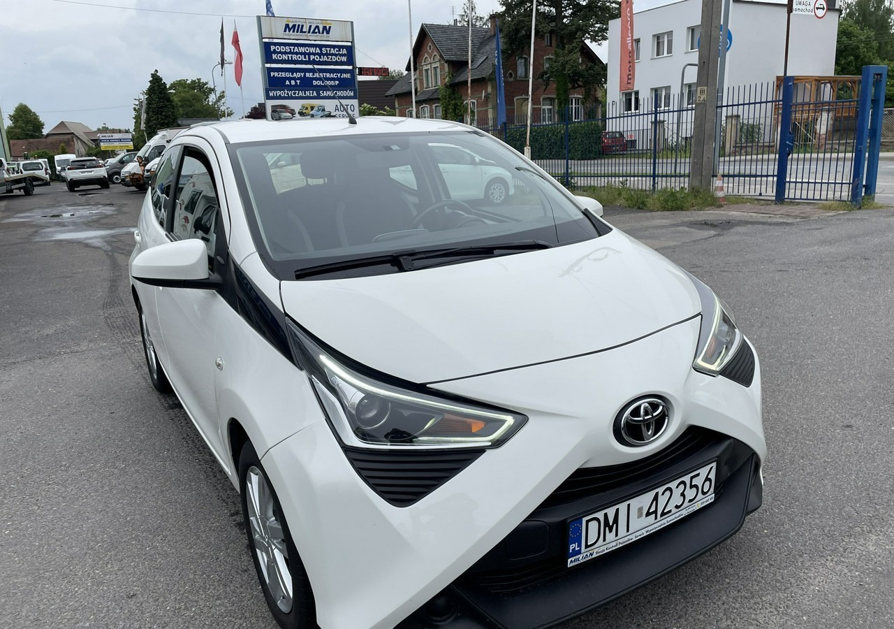Toyota Aygo II Toyota Aygo 1.0 VVT-i JBL Edition bezyna+LPG Salon PL 2020 - Voiture à hayon: photos 4 Toyota Aygo II Toyota Aygo 1.0 VVT-i JBL Edition bezyna+LPG Salon PL 2020 - Voiture à hayon: photos 4