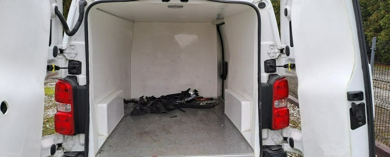 Toyota Proace Toyota Proace Maxi Klima chlodnia izoterma 2020 Salon PL - Utilitaire frigorifique: photos 2 Toyota Proace Toyota Proace Maxi Klima chlodnia izoterma 2020 Salon PL - Utilitaire frigorifique: photos 2