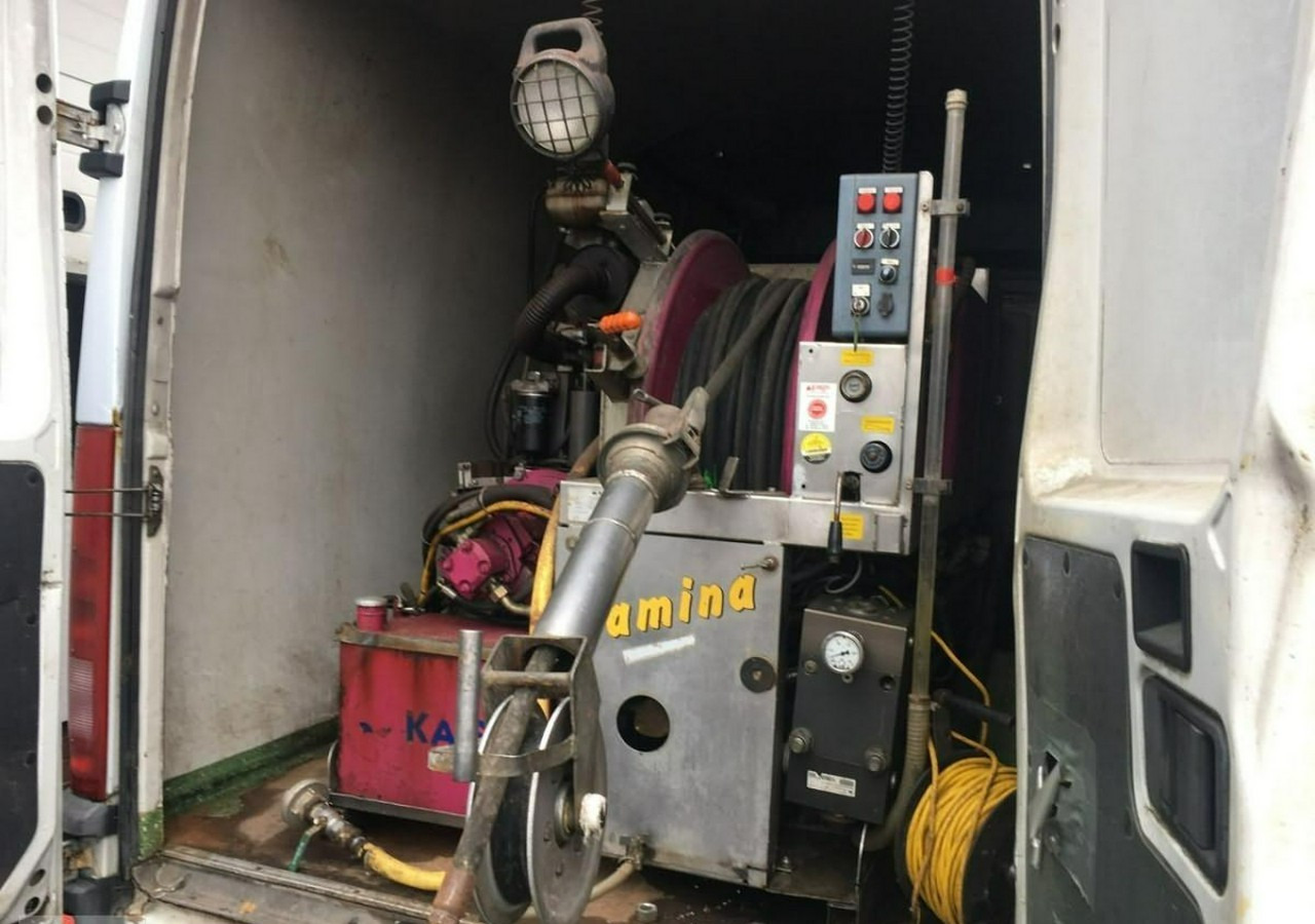 Iveco 35 Urządzenie Kanalizacja Wuko Asenizacyjny Kret - Véhicule de voirie/ Spécial: photos 3 Iveco 35 Urządzenie Kanalizacja Wuko Asenizacyjny Kret - Véhicule de voirie/ Spécial: photos 3