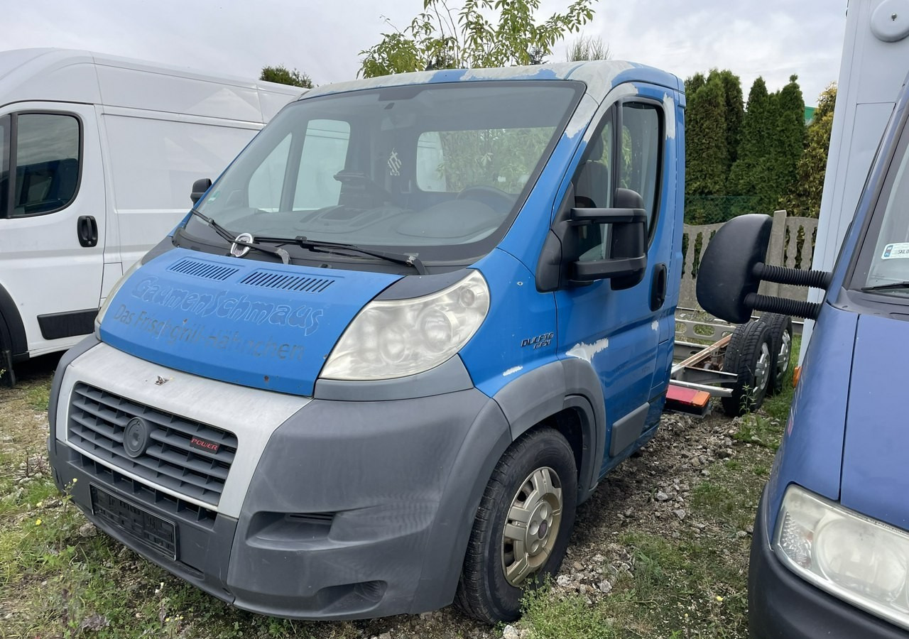 Fiat Ducato Ducato 3.0-160KM Rama pod zabudowę 2009 - Véhicule utilitaire: photos 1 Fiat Ducato Ducato 3.0-160KM Rama pod zabudowę 2009 - Véhicule utilitaire: photos 1