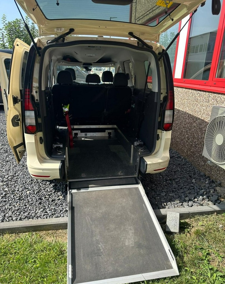 Volkswagen Caddy III Caddy 2.0TDI dla Niepełnosprawnych inwalida rampa Model 2023 PFRON - Voiture break: photos 1 Volkswagen Caddy III Caddy 2.0TDI dla Niepełnosprawnych inwalida rampa Model 2023 PFRON - Voiture break: photos 1