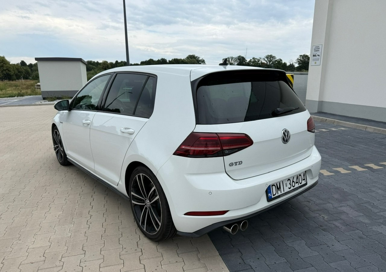 Volkswagen Golf VII GTD 2.0TDI 184KM FullLed Navi Klimatronik ACC Asystenci - Berline: photos 3 Volkswagen Golf VII GTD 2.0TDI 184KM FullLed Navi Klimatronik ACC Asystenci - Berline: photos 3