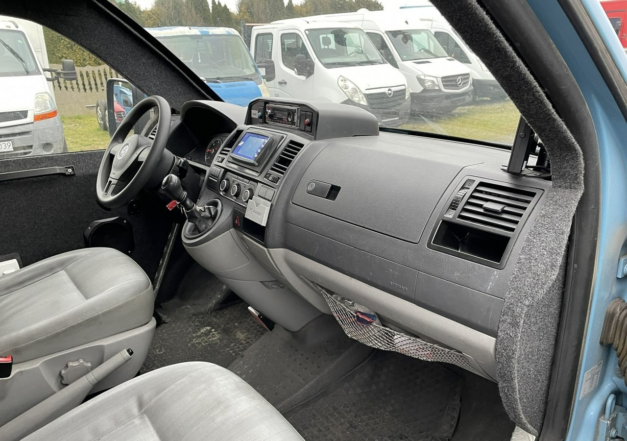 Volkswagen Transporter T5 Transporter Bankowóz kuloodporny opancerzony Model 2015 - Fourgon blindé: photos 3 Volkswagen Transporter T5 Transporter Bankowóz kuloodporny opancerzony Model 2015 - Fourgon blindé: photos 3