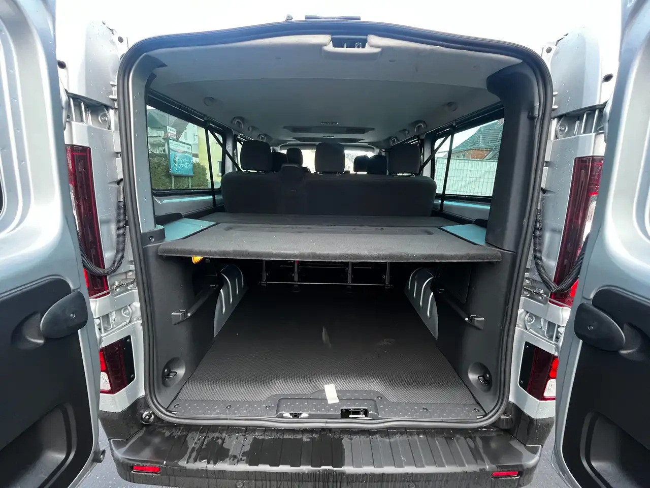 Renault Trafic L2H1 3,0t (8/9 Sitze) Life - Minibus, Transport de personnes: photos 5 Renault Trafic L2H1 3,0t (8/9 Sitze) Life - Minibus, Transport de personnes: photos 5